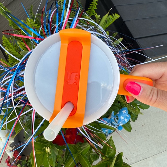 Stanley Orange Water Bottle Thermos Dining Essential - Picture 2 of 2